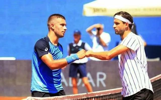 为进攻提供 为进攻提供