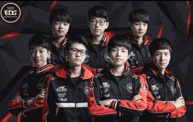 而曼联则选 而曼联则选